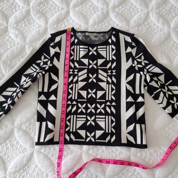 H&M Geometric Pattern Cropped Sweater - Picture 4 of 6